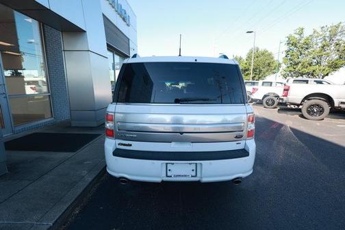 White 2018 Ford Flex Limited