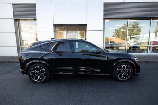2024 Ford Mustang Mach-E GT
