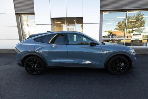 2024 Ford Mustang Mach-E Select