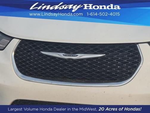 2023 Chrysler Pacifica Touring-L