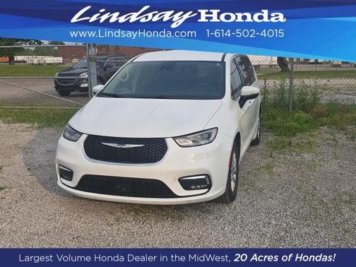 2023 Chrysler Pacifica Touring-L