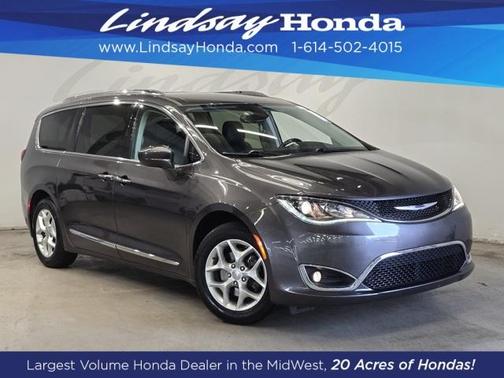 2020 Chrysler Pacifica Touring-L
