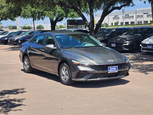 Amazon Gray 2026 Hyundai ELANTRA SE