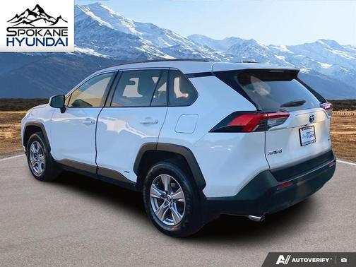 2024 Toyota RAV4 Hybrid LE