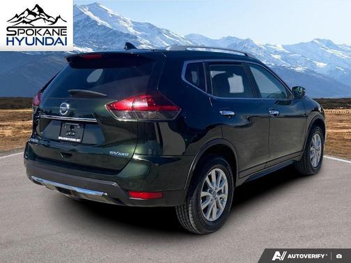 Midnight Pine Metallic 2019 Nissan Rogue SV