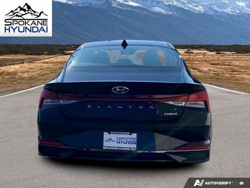 2022 Hyundai ELANTRA Limited