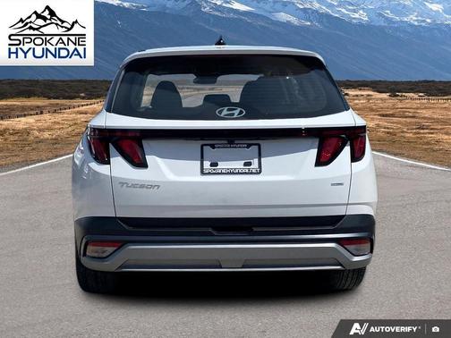 Serenity White Pearl 2026 Hyundai TUCSON SE