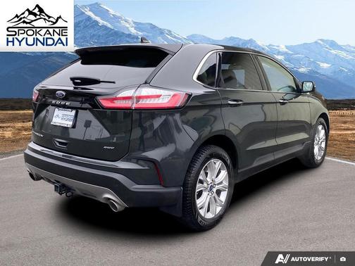 2022 Ford Edge Titanium