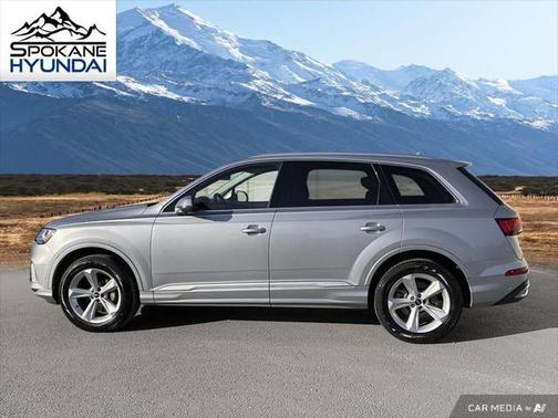 2022 Audi Q7 45 Premium