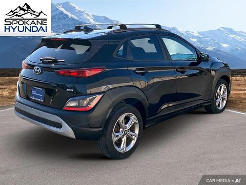 2022 Hyundai KONA SEL