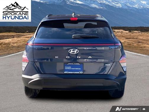 2024 Hyundai KONA SEL