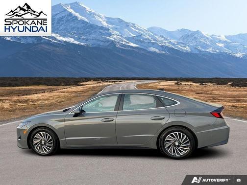 2022 Hyundai SONATA Hybrid Limited