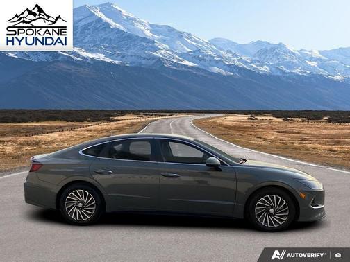 2022 Hyundai SONATA Hybrid Limited