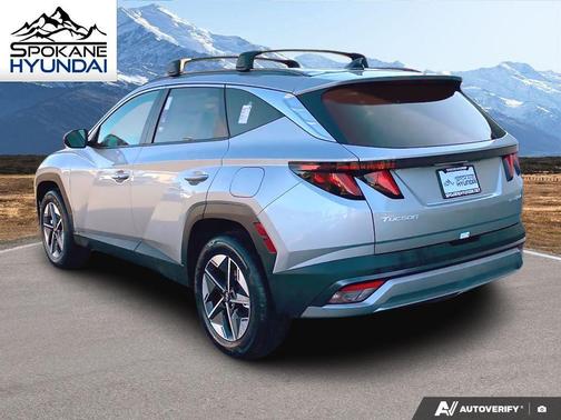 2026 Hyundai TUCSON Hybrid SEL