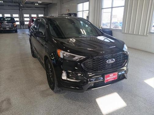 2023 Ford Edge ST Line