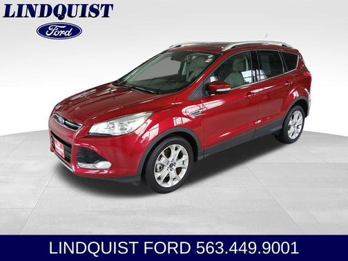 RUBY RED METALLIC TINTED CC 2016 Ford Escape Titanium