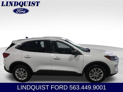 OXFORD WHITE 2022 Ford Escape SE