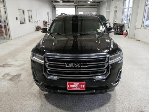 2021 GMC Acadia AWD AT4
