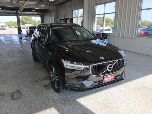 2019 Volvo XC60 T5 Momentum