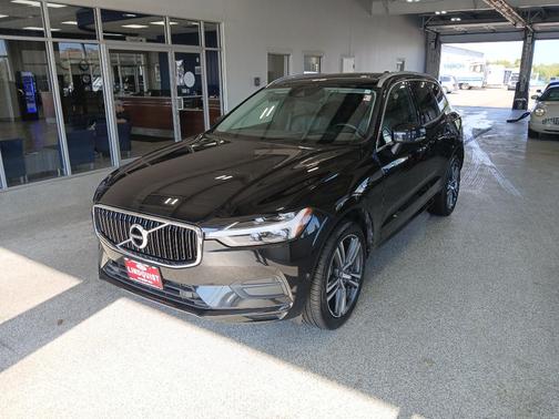2019 Volvo XC60 T5 Momentum