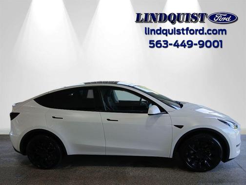 2023 Tesla Model Y Long Range Dual Motor All-Wheel Drive