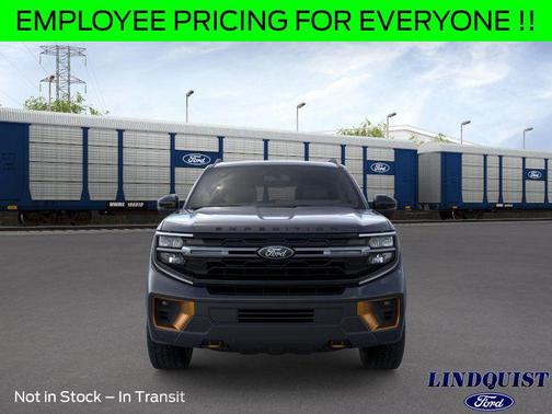 AGATE BLACK METALLIC 2026 Ford Expedition Tremor