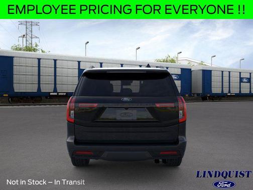 AGATE BLACK METALLIC 2026 Ford Expedition Tremor