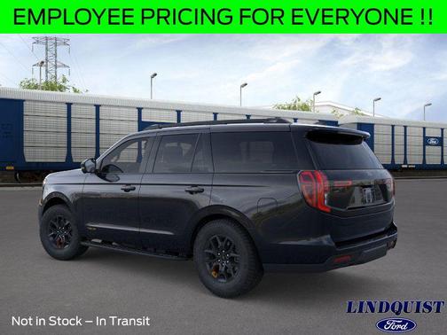 AGATE BLACK METALLIC 2026 Ford Expedition Tremor