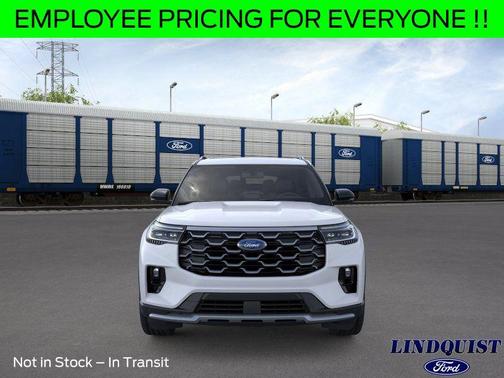 Space White Metallic 2026 Ford Explorer Platinum