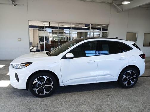 2023 Ford Escape ST-Line Select