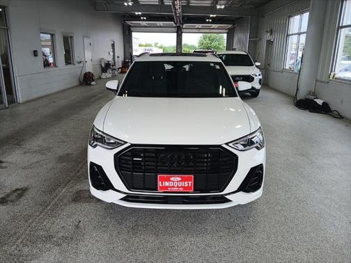 2022 Audi Q3 45 S line Premium Plus
