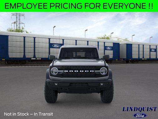 Avalanche Gray 2026 Ford Bronco Outer Banks
