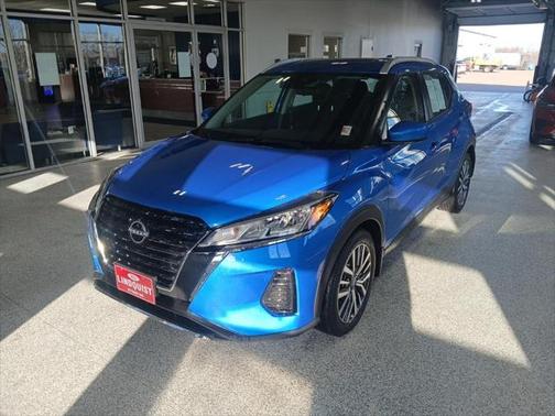2022 Nissan Kicks SV