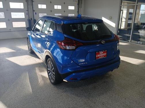 2022 Nissan Kicks SV