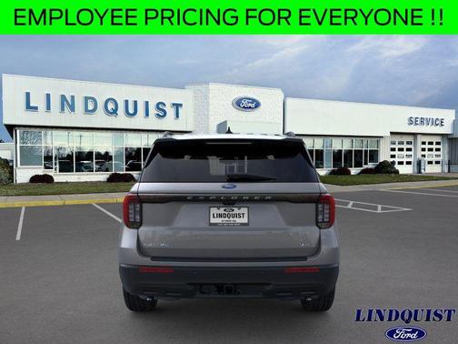 CARBONIZED GRAY METALLIC 2026 Ford Explorer Active