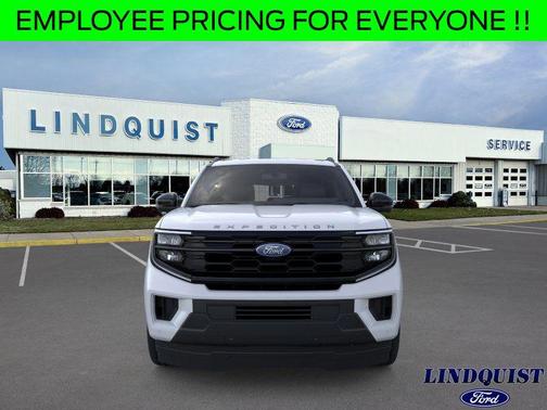 SPACE SILVER METALLIC 2026 Ford Expedition Active
