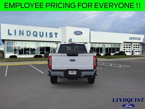 Oxford White 2026 Ford F-350 XLT