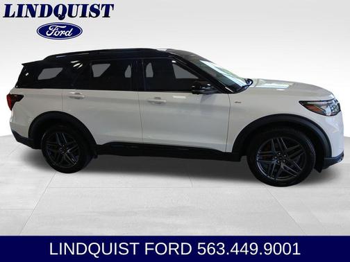 STAR WHITE MET TRI-COAT 2025 Ford Explorer ST-Line