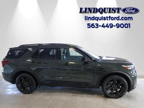 2023 Ford Explorer ST-Line