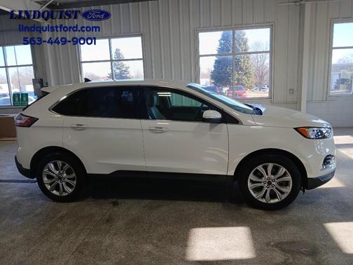 2023 Ford Edge Titanium