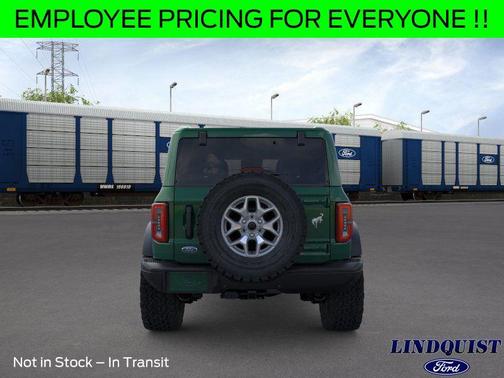 ERUPTION GREEN METALLIC 2025 Ford Bronco Badlands