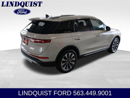 CERAMIC PEARL 2021 Lincoln Corsair Reserve