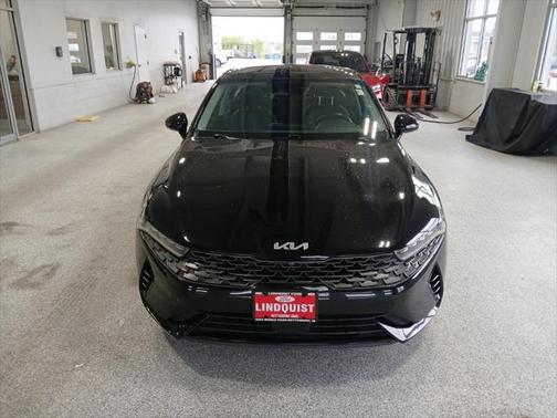 2022 Kia K5 EX