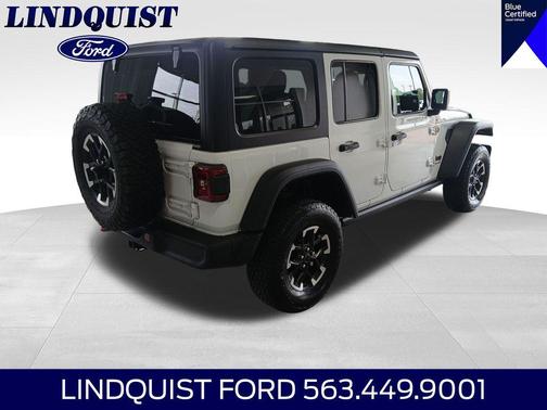 Bright White Clearcoat 2024 Jeep Wrangler Rubicon