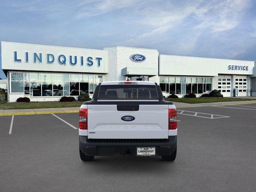 OXFORD WHITE 2026 Ford Maverick XLT