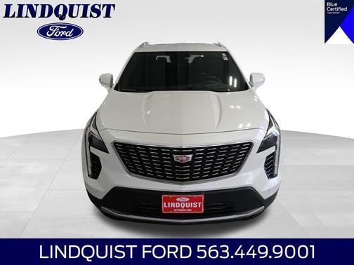 Crystal White Tricoat 2023 Cadillac XT4 Premium Luxury