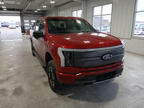 2022 Ford F-150 Lightning XLT
