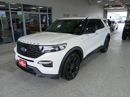 2022 Ford Explorer ST-Line