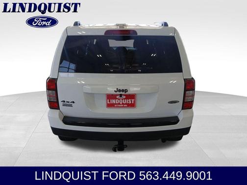 Bright White Clearcoat 2015 Jeep Patriot Altitude Edition