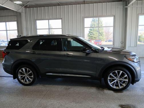 CARBONIZED GRAY METALLIC 2025 Ford Explorer Platinum